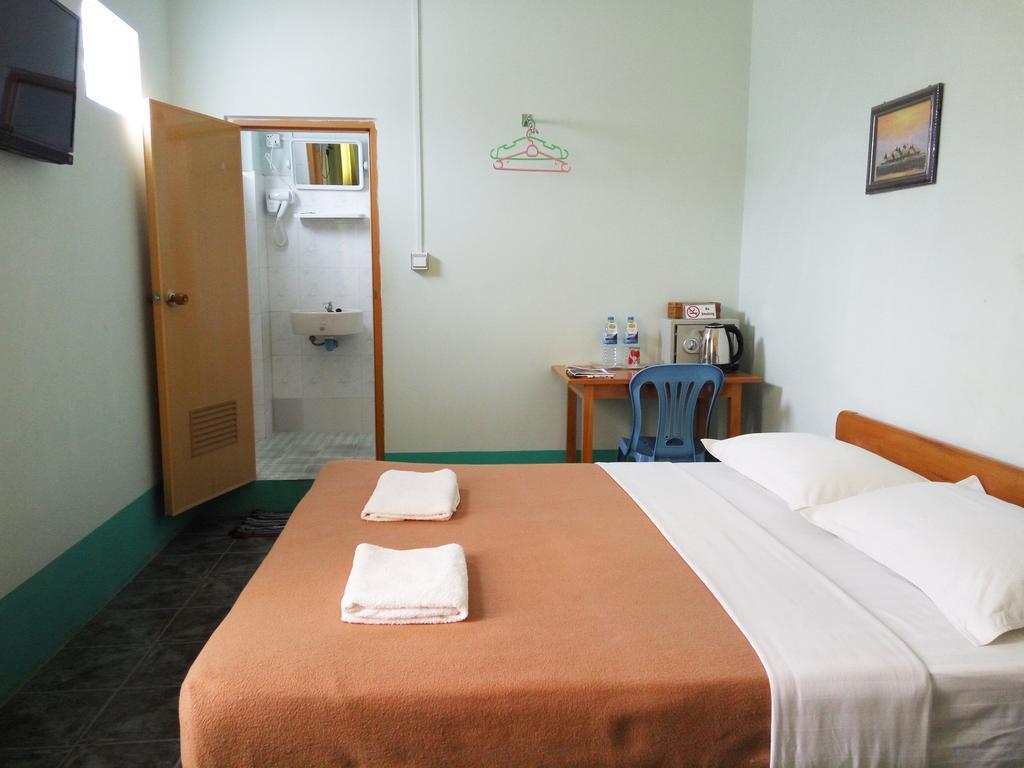 Hotel Lily The Home Hsipaw Εξωτερικό φωτογραφία